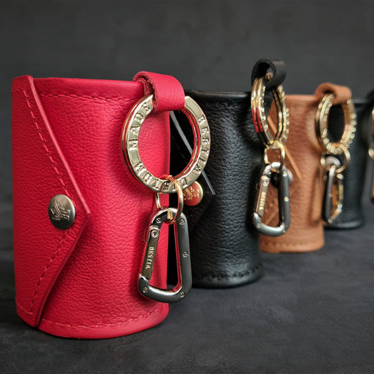 Bestia Italian Nappa Leather Poop Bag Dispenser – NobeCanine